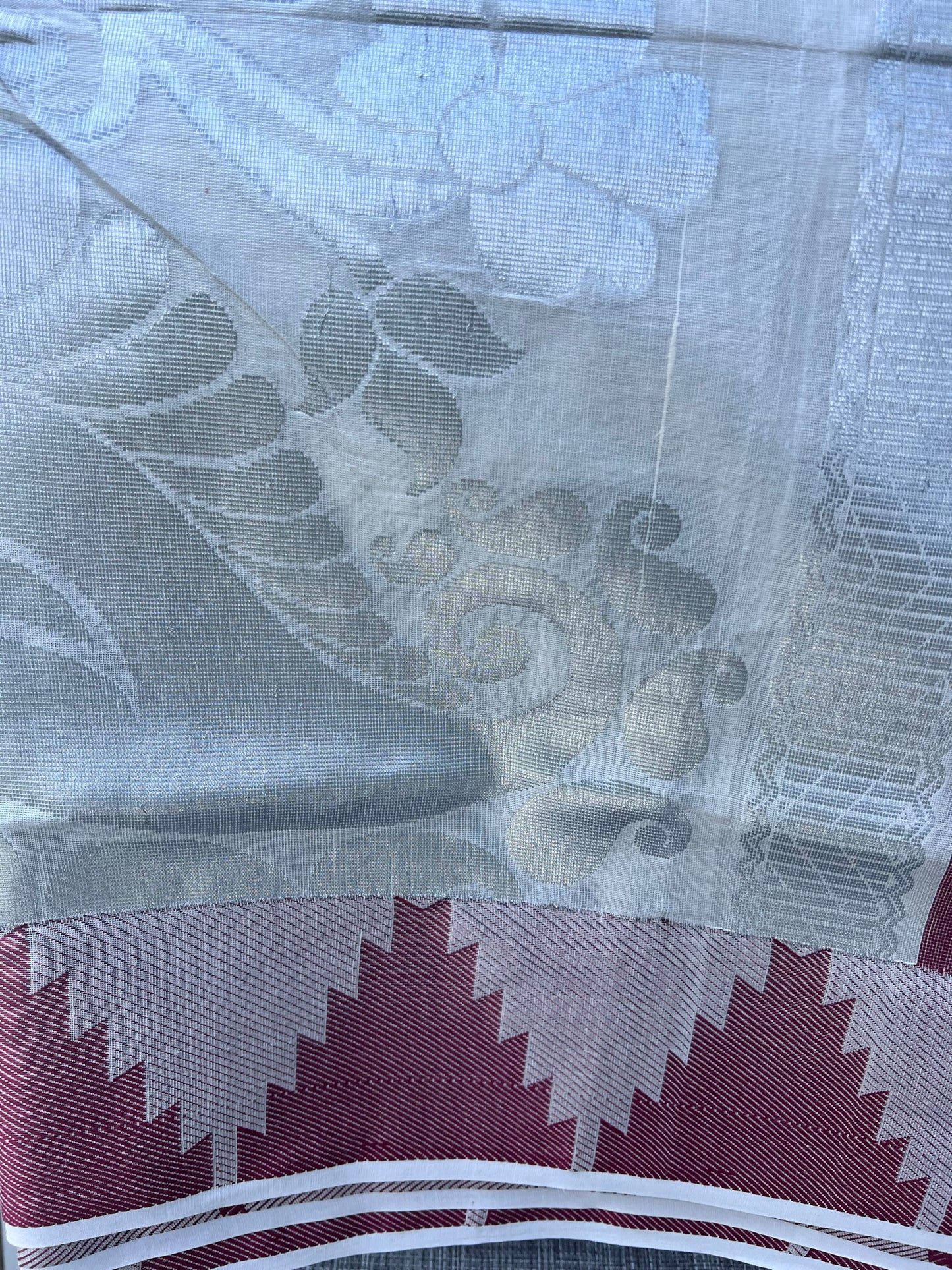 Kerala Kasavu Saree - with Rose Gold Border