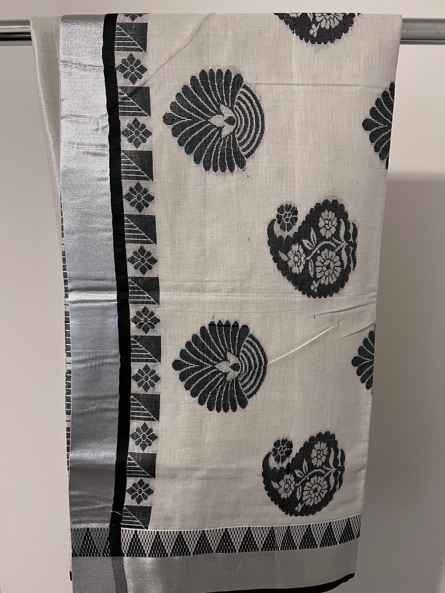 Kerala Kasavu Saree -Black and Silver